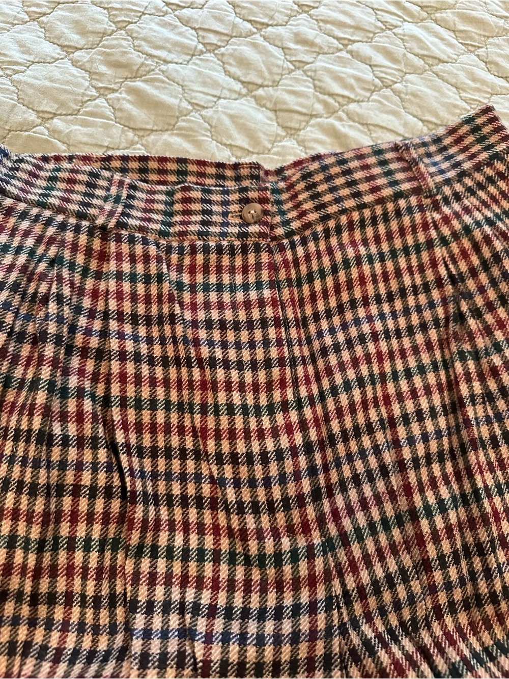 Savannah Vintage Plaid Shorts in Burgundy, Black & Cream - Picture 4 of 5